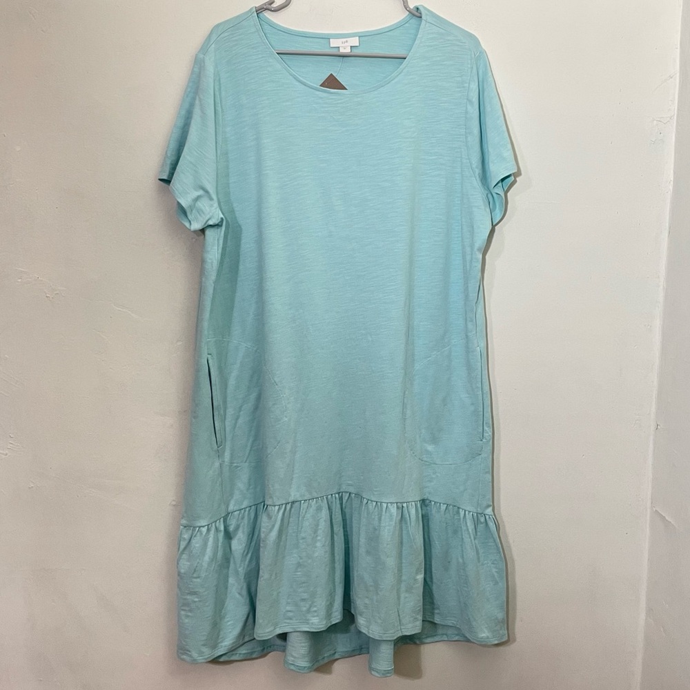 NWT J. Jill Short Sleeve Ruffle Hem
Dress XL